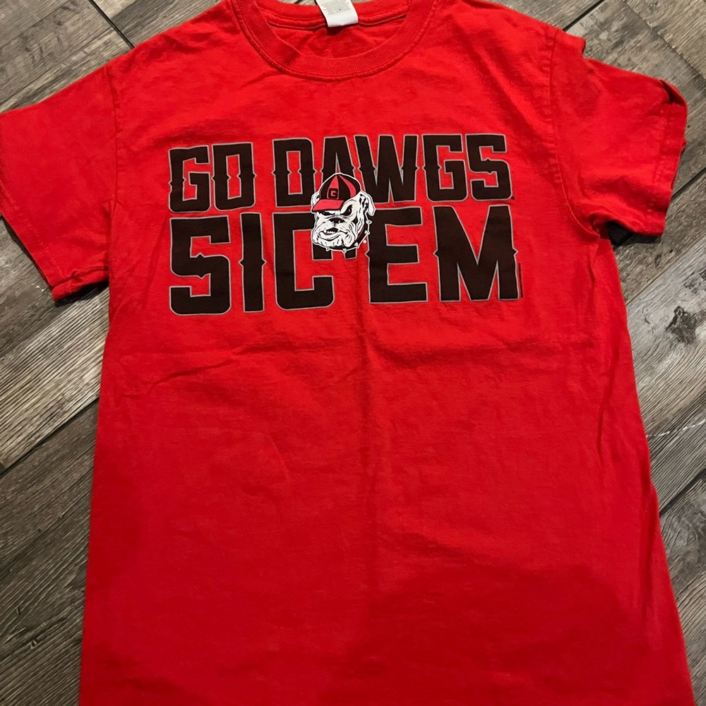 Adult small cotton Georgia shirt